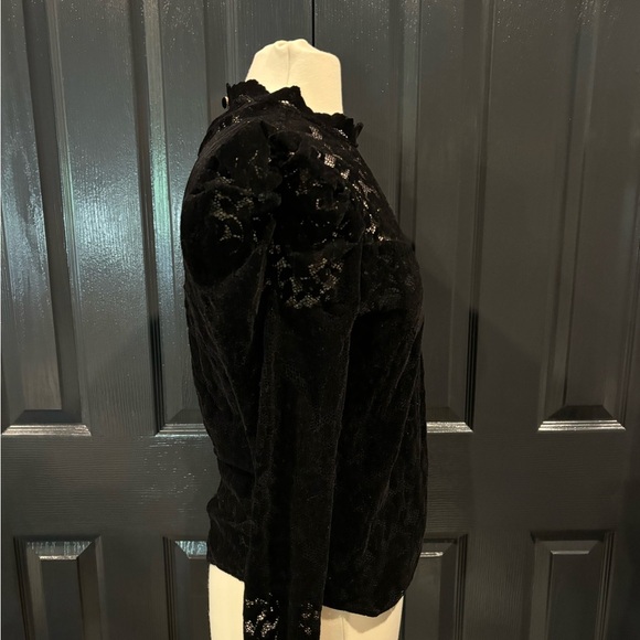 SAYLOR Black Lace puffy sleeve Women's Bodysuit - Picture 3 of 4